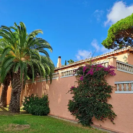 La Casa Celestial Villa *